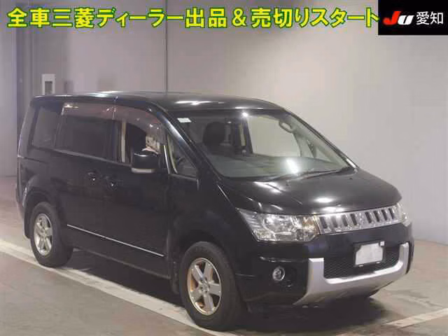 MITSUBISHI DELICA D:5