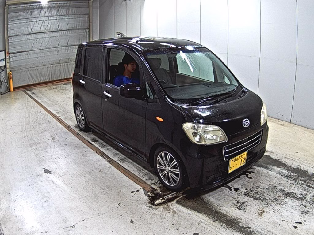 DAIHATSU TANTO EXE