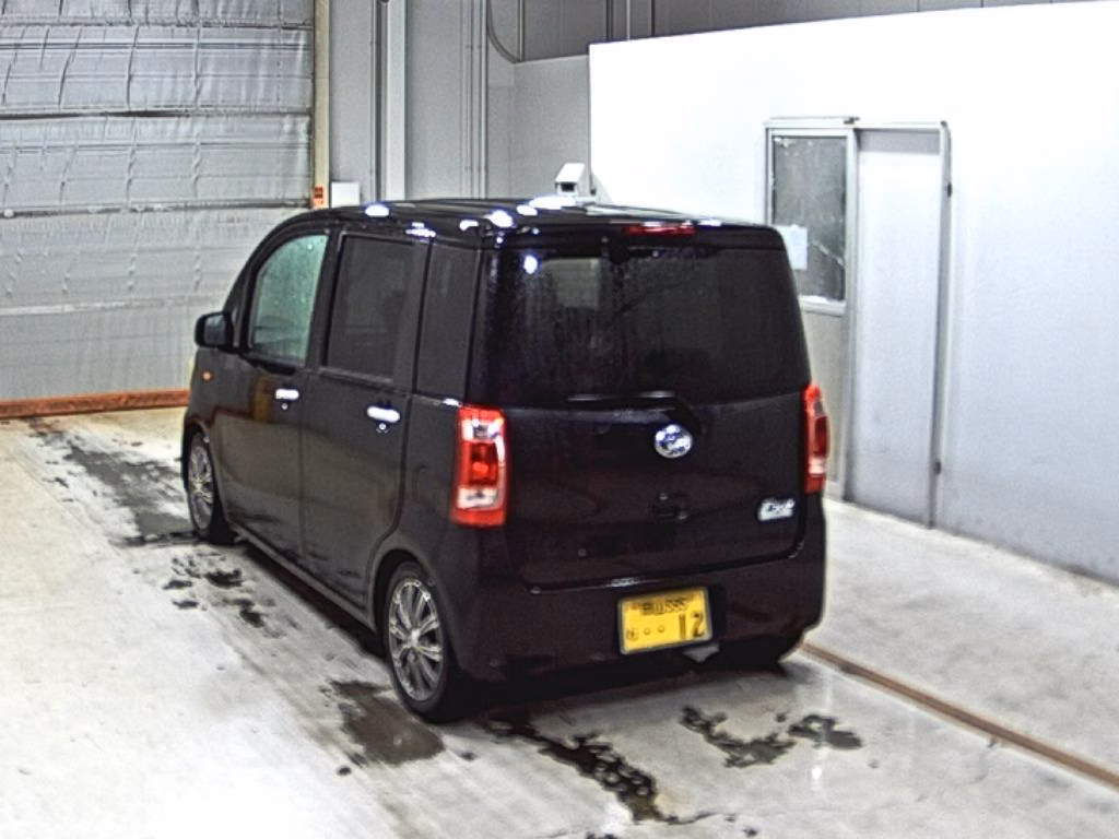 DAIHATSU TANTO EXE