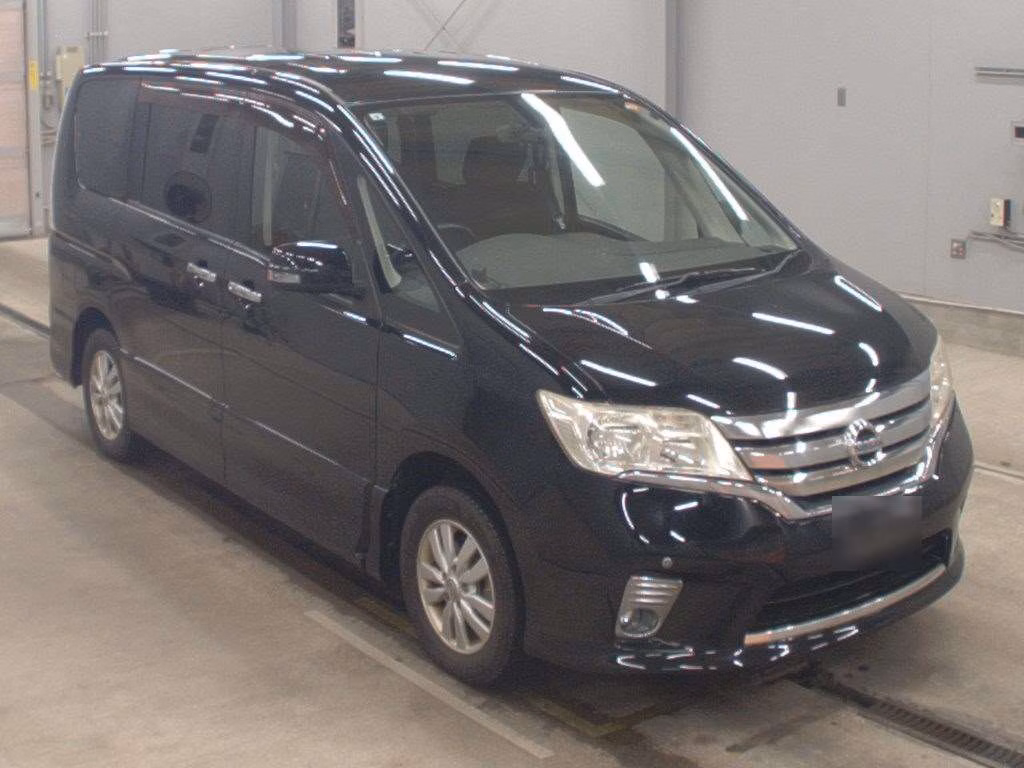 NISSAN SERENA