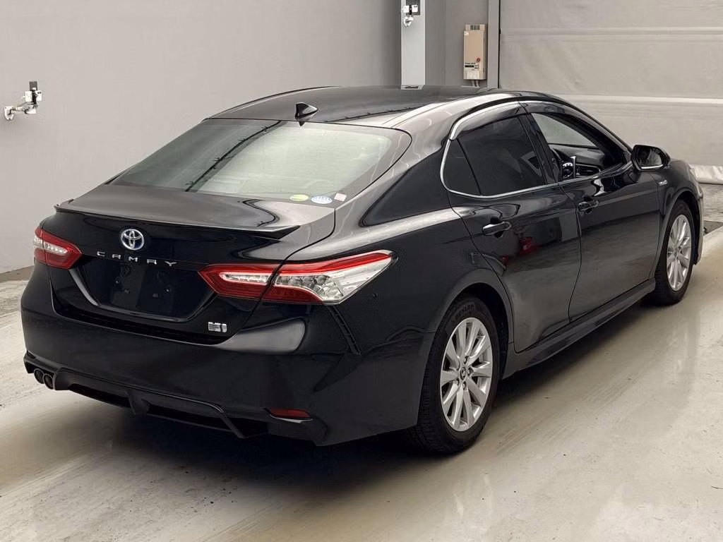 TOYOTA CAMRY
