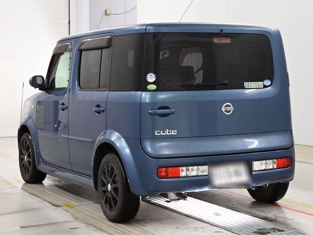 NISSAN CUBE