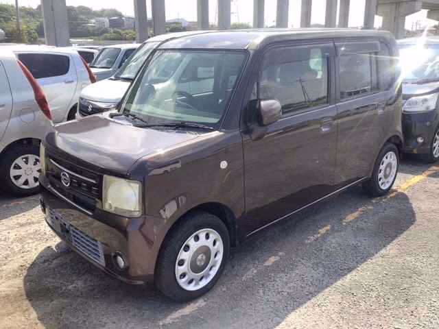 DAIHATSU MOVE CONTE