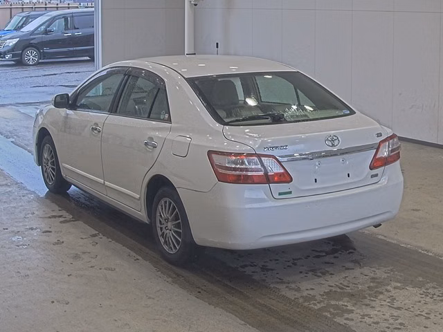 TOYOTA PREMIO