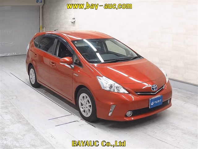 TOYOTA PRIUS ALPHA