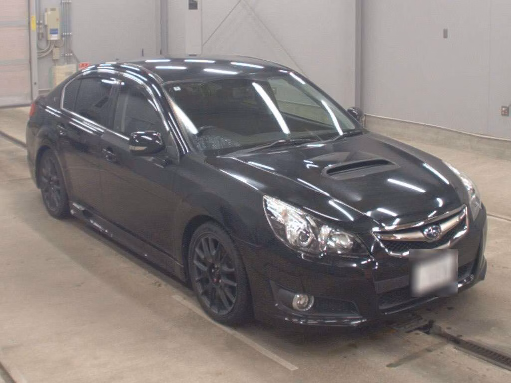 SUBARU LEGACY B4