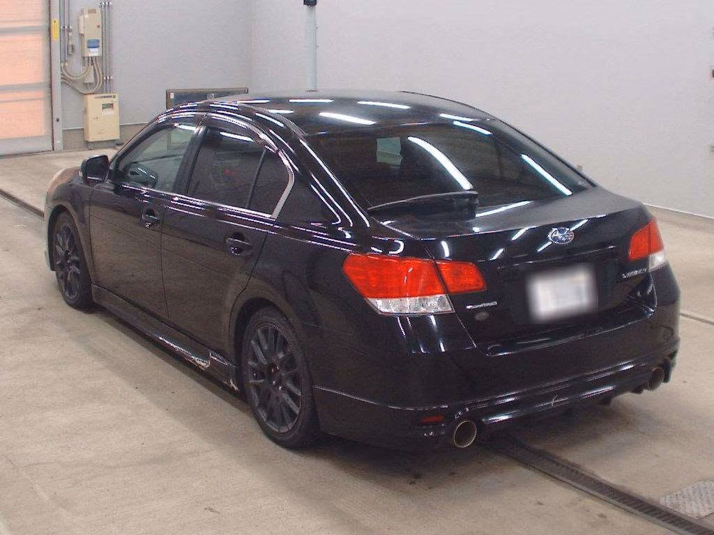 SUBARU LEGACY B4