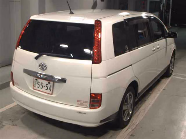 TOYOTA ISIS