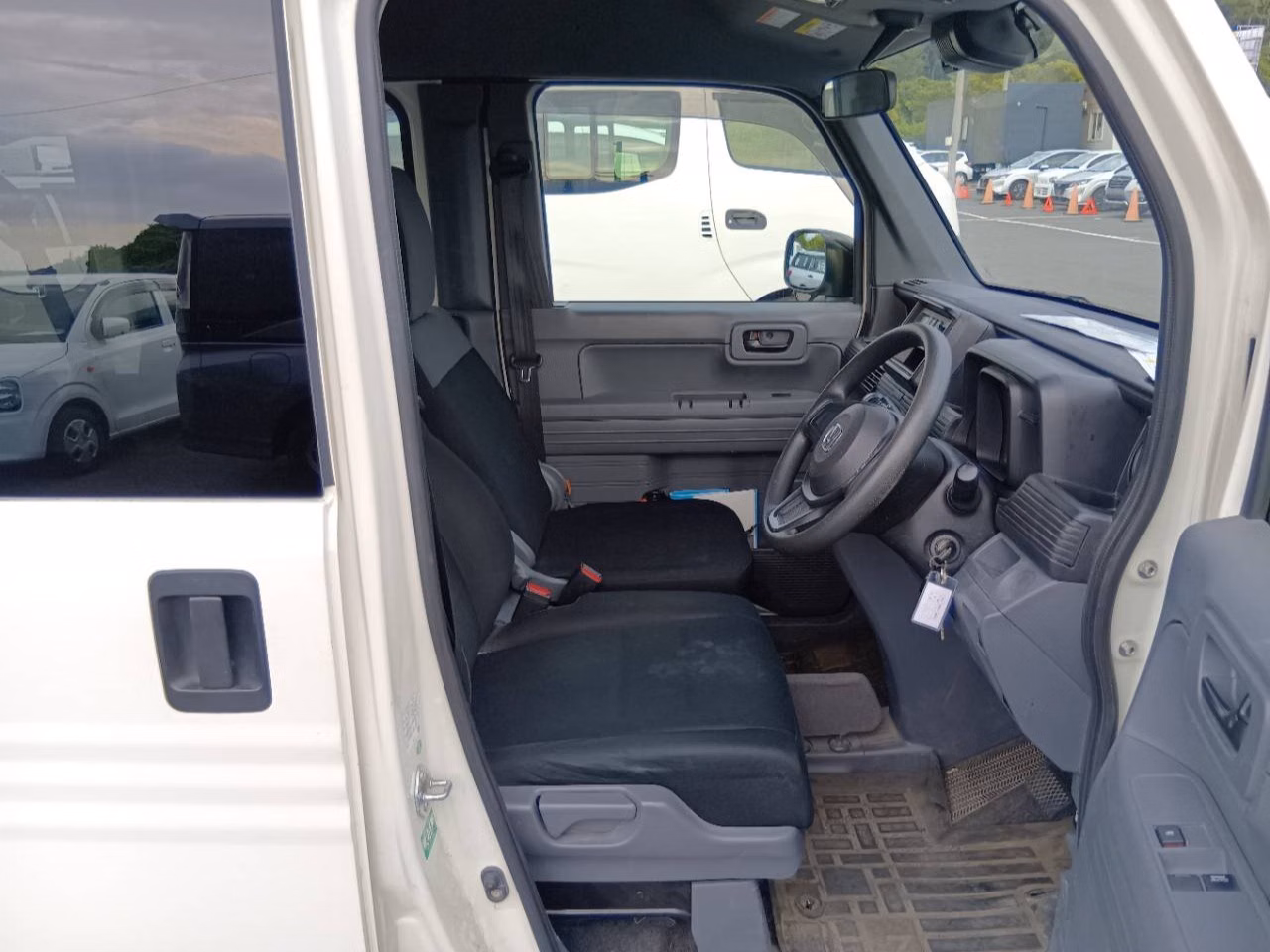 HONDA N-VAN