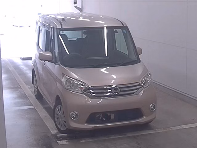 NISSAN DAYZ ROOX