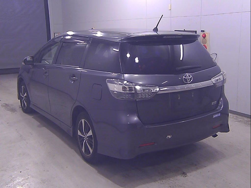 TOYOTA WISH