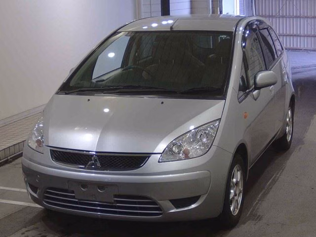 MITSUBISHI COLT PLUS