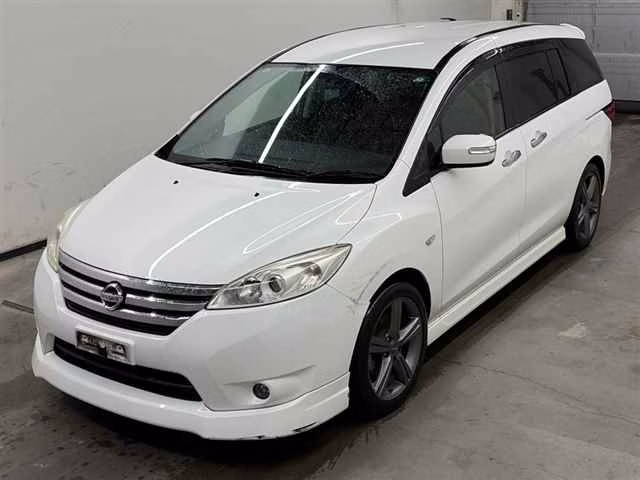 NISSAN LAFESTA