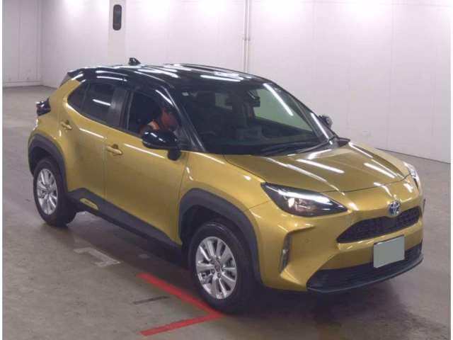 TOYOTA YARIS CROSS