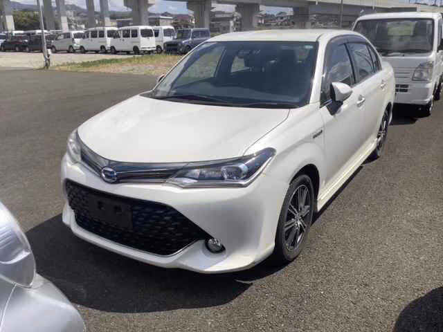 TOYOTA COROLLA AXIO