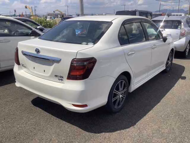 TOYOTA COROLLA AXIO