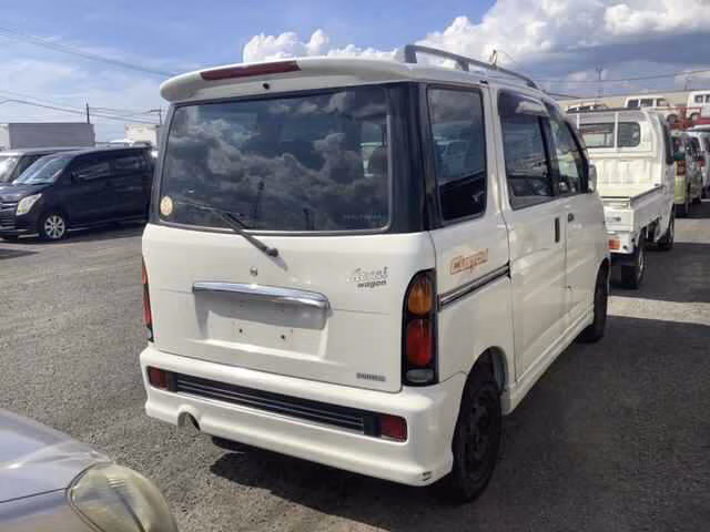 DAIHATSU ATRAI