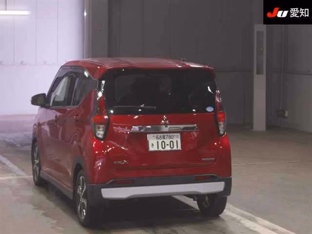 MITSUBISHI EK X