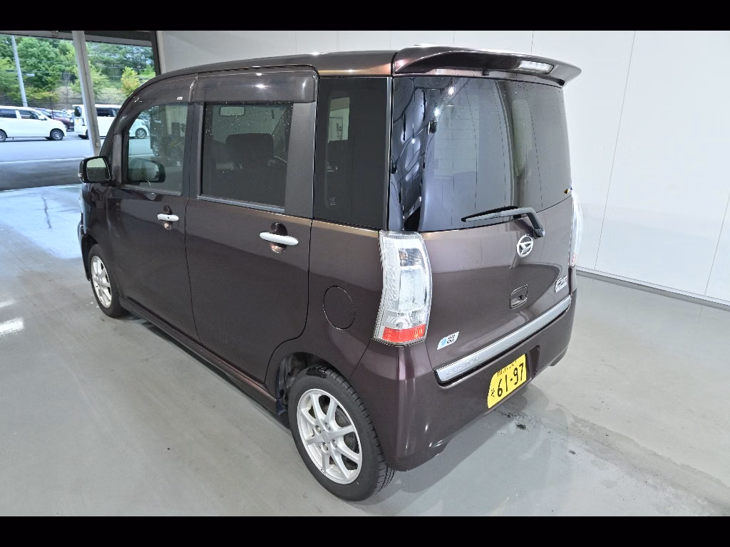 DAIHATSU TANTO EXE