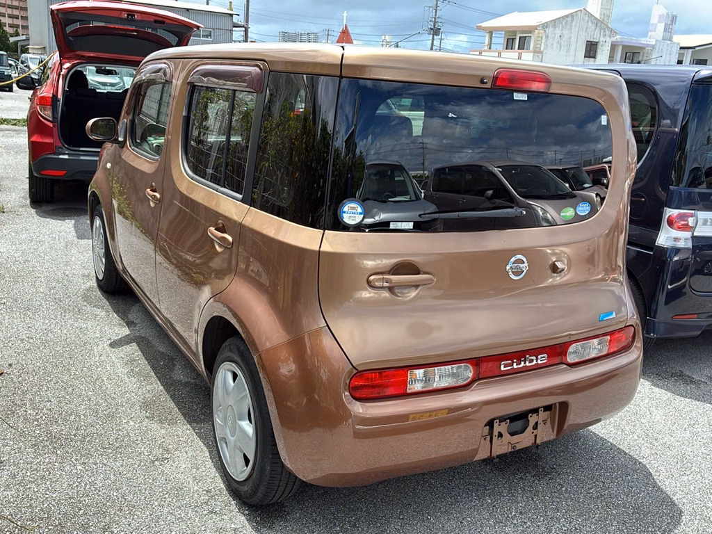 NISSAN CUBE