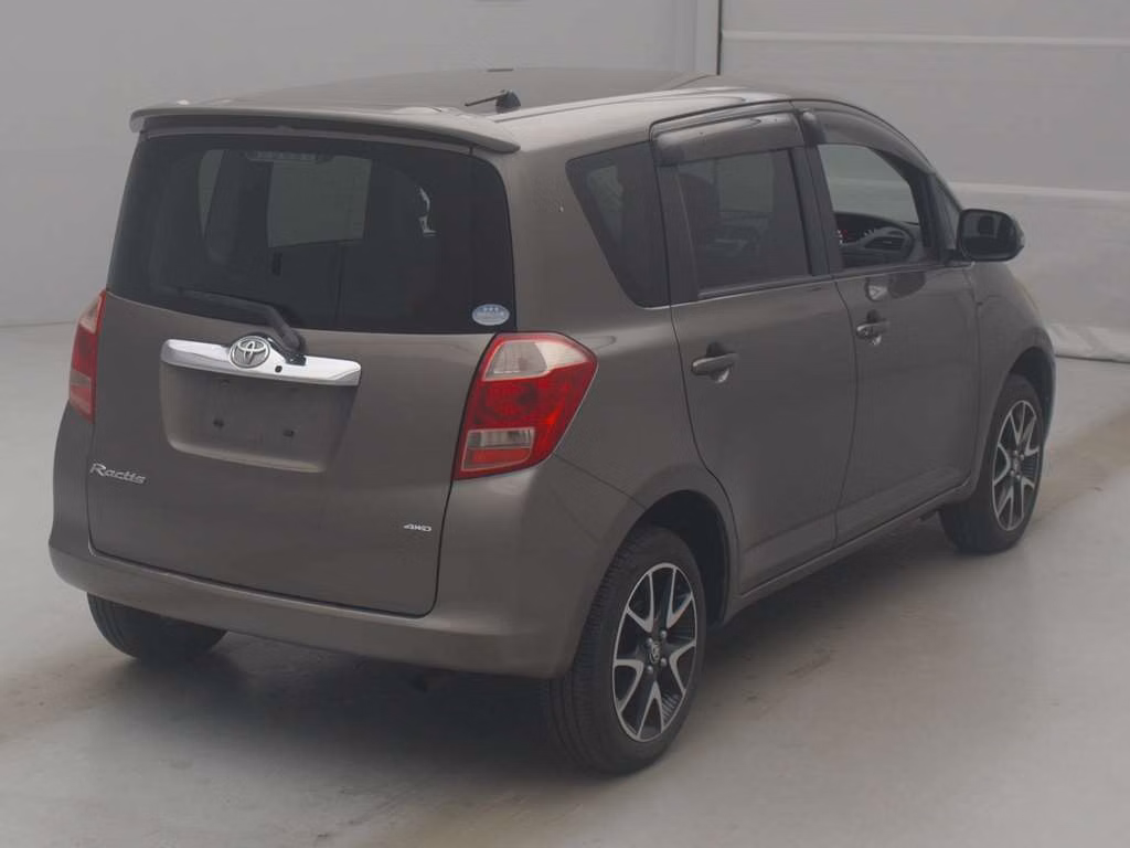 TOYOTA RACTIS