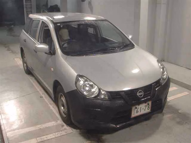 Nissan AD