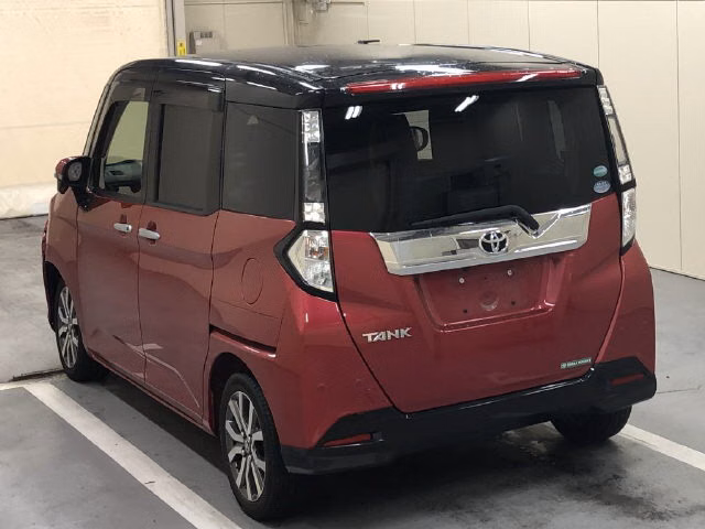 TOYOTA TANK