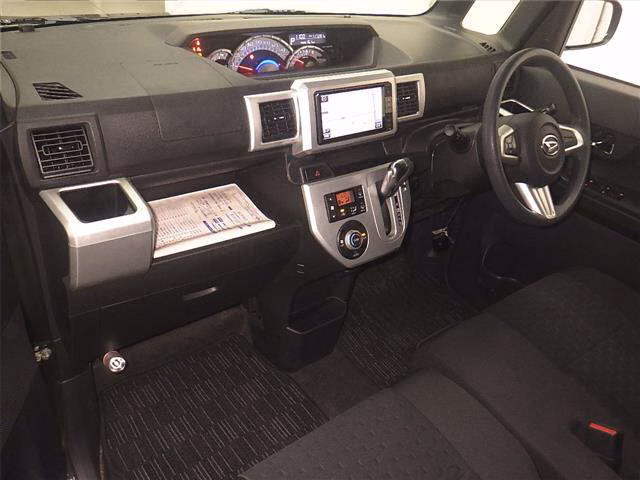 DAIHATSU WAKE