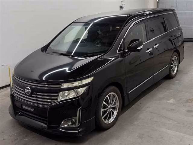 NISSAN ELGRAND