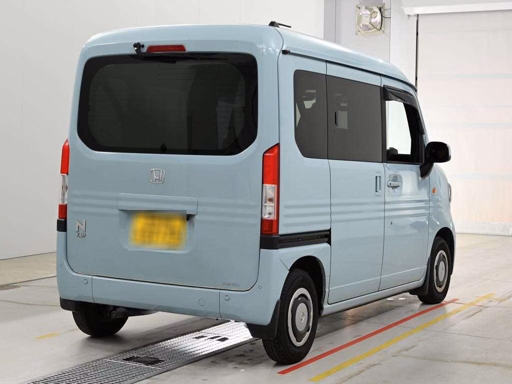 HONDA N-VAN