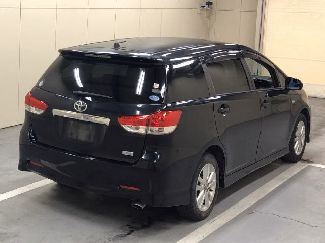 TOYOTA WISH