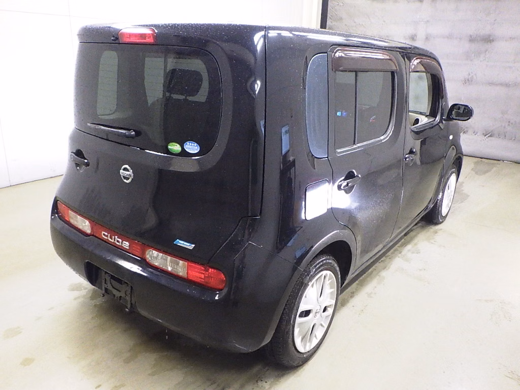 NISSAN CUBE