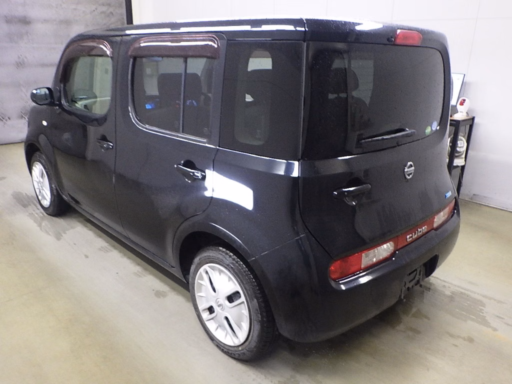 NISSAN CUBE