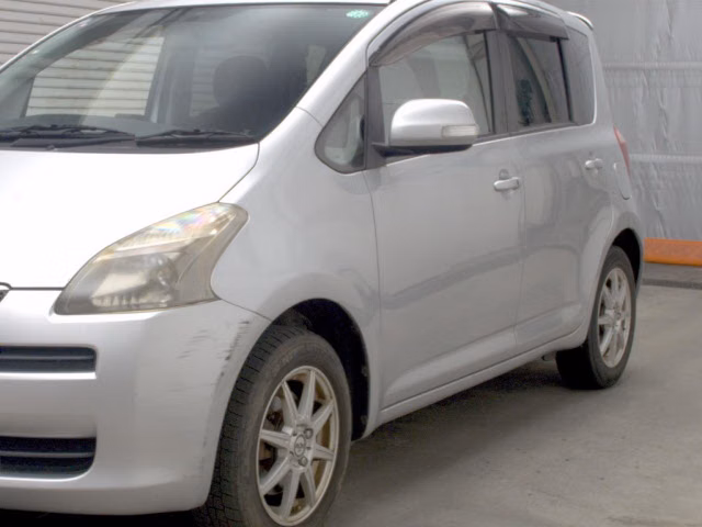 TOYOTA RACTIS
