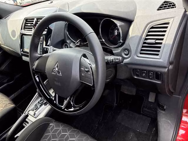 MITSUBISHI RVR