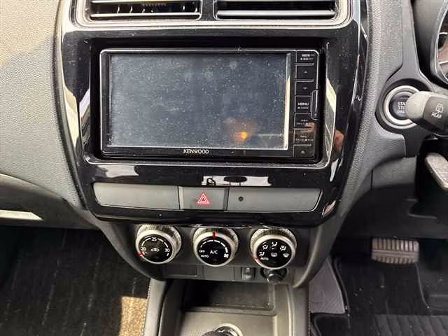 MITSUBISHI RVR