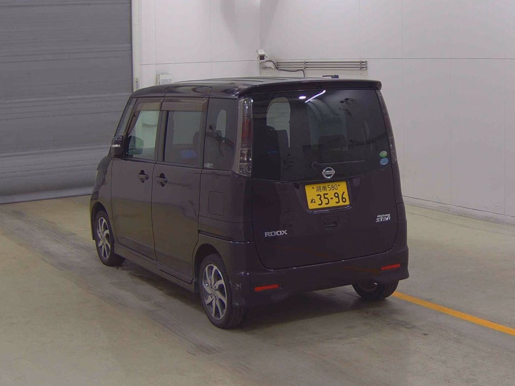 NISSAN ROOX