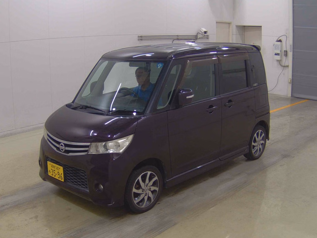 NISSAN ROOX