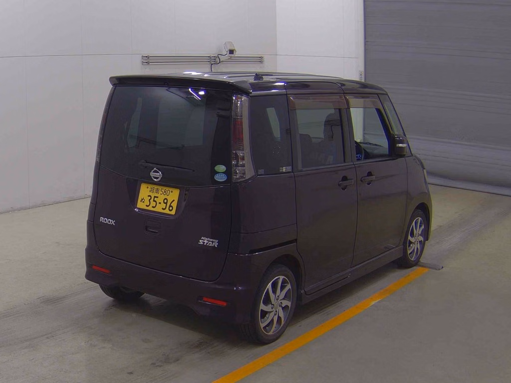 NISSAN ROOX