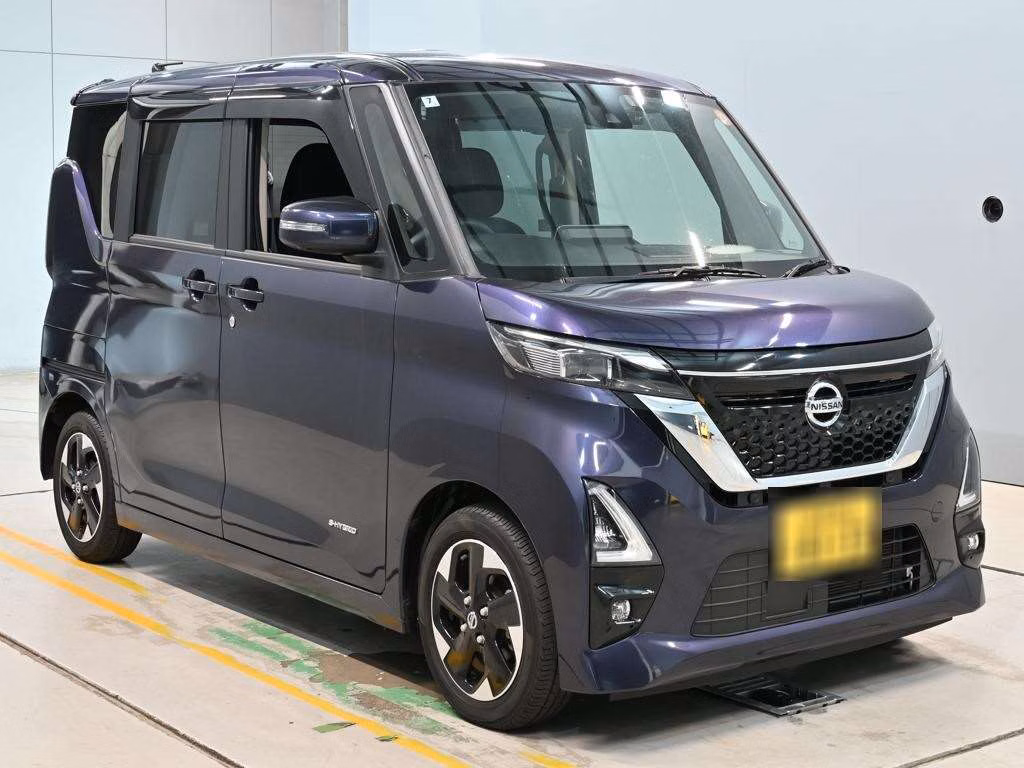NISSAN ROOX