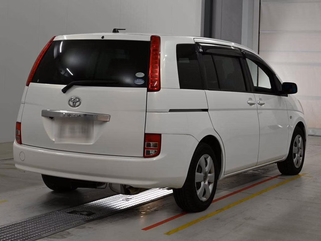 TOYOTA ISIS