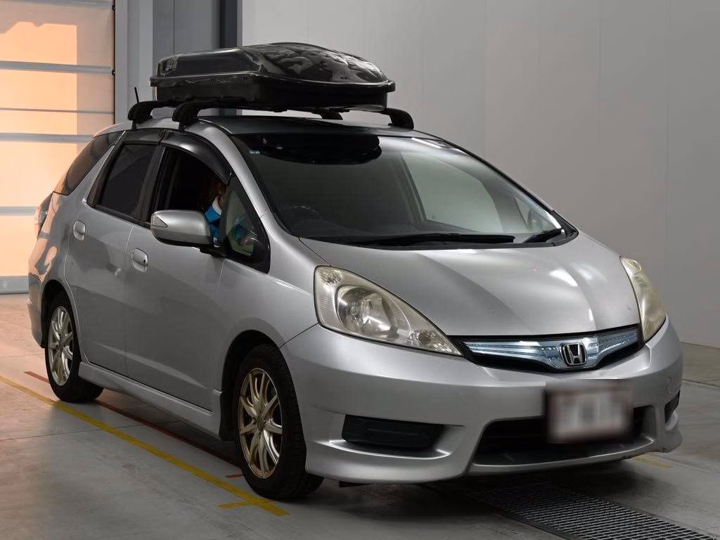 HONDA FIT SHUTTLE