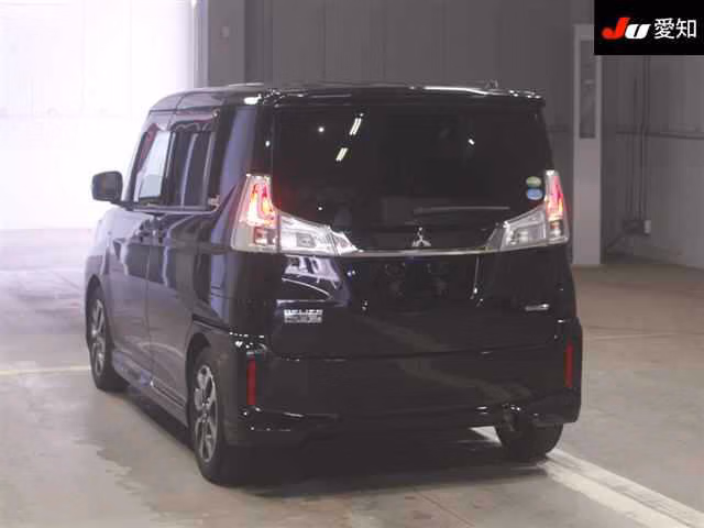 MITSUBISHI DELICA D:2