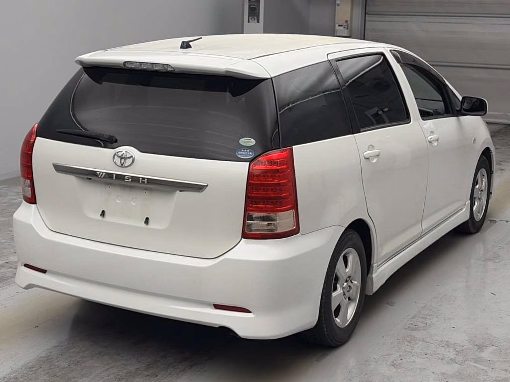 TOYOTA WISH