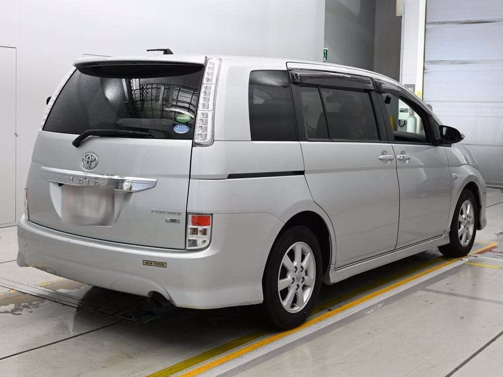 TOYOTA ISIS