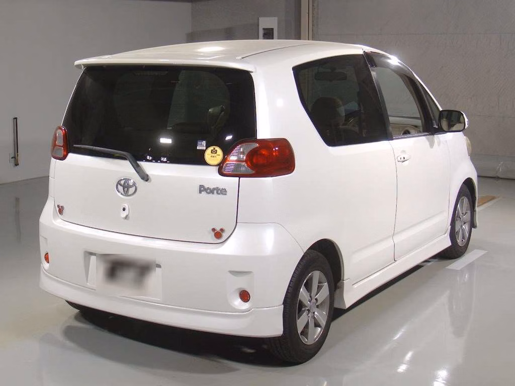 TOYOTA PORTE