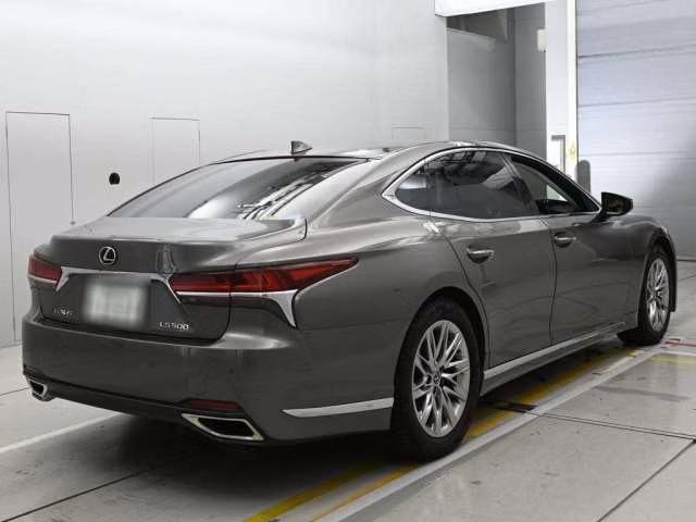 Lexus LS500