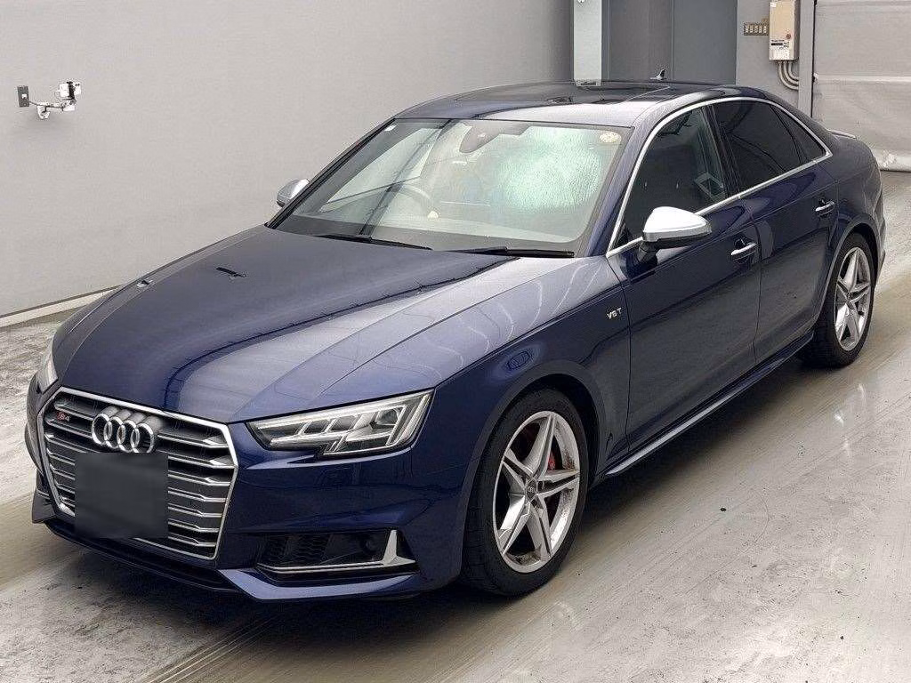 AUDI S4