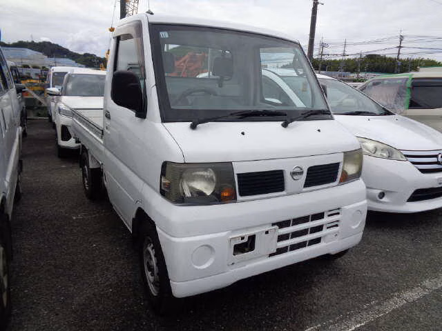 NISSAN CLIPPER