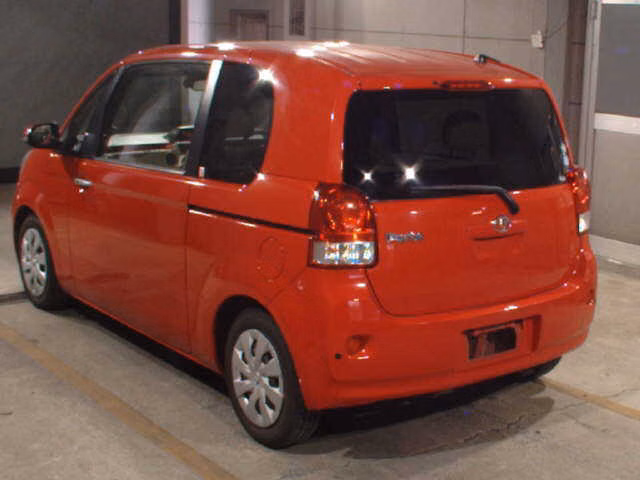 TOYOTA PORTE